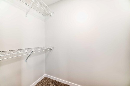 281 Heirloom Way Se, Calgary, AB 