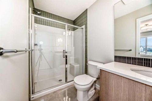 281 Heirloom Way Se, Calgary, AB 