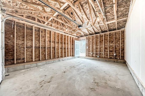 281 Heirloom Way Se, Calgary, AB 