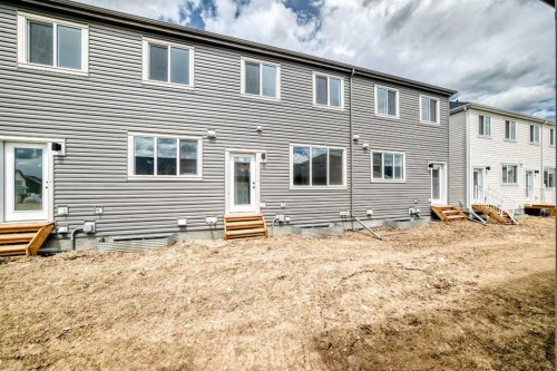 281 Heirloom Way Se, Calgary, AB 