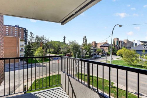 2A-133 25 Avenue Sw, Calgary, AB 