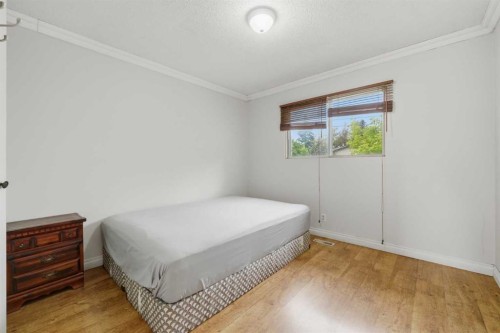 945 Marcombe Drive Ne, Calgary, AB 