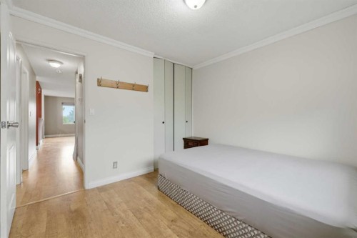 945 Marcombe Drive Ne, Calgary, AB 