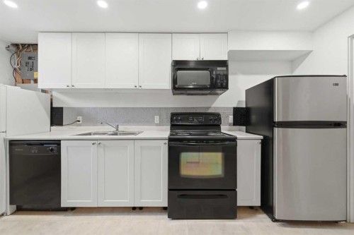 945 Marcombe Drive Ne, Calgary, AB 