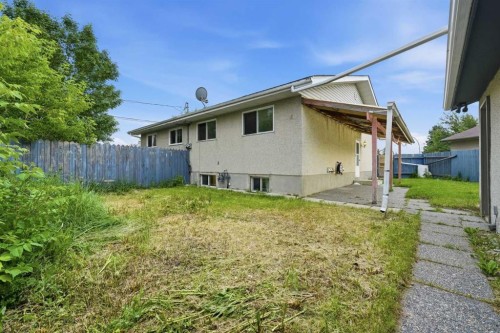 945 Marcombe Drive Ne, Calgary, AB 