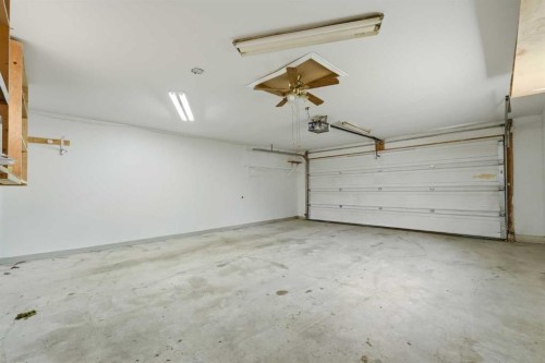 945 Marcombe Drive Ne, Calgary, AB 