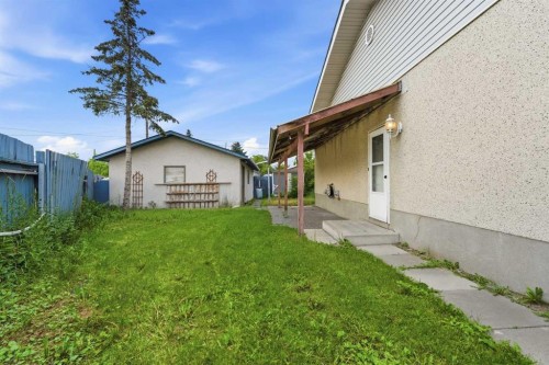 945 Marcombe Drive Ne, Calgary, AB 