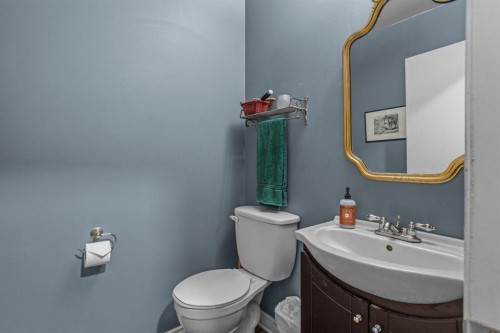246 Kluane Drive, Banff, AB - Indoor Photo Showing Bathroom