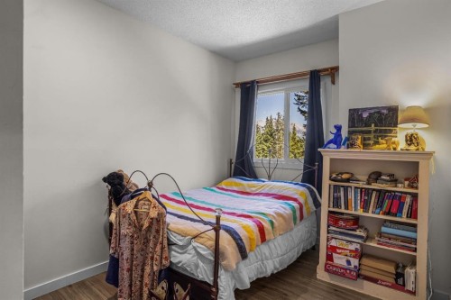 246 Kluane Drive, Banff, AB - Indoor Photo Showing Bedroom