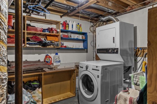 246 Kluane Drive, Banff, AB - Indoor Photo Showing Laundry Room