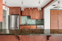 803-215 14 Avenue SW Calgary, AB T2R 0M2