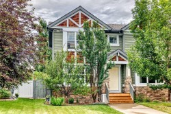 22 Everwillow Circle SW Calgary, AB T2V 4V2