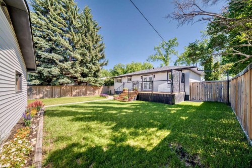4932 8 Avenue Sw, Calgary, AB 