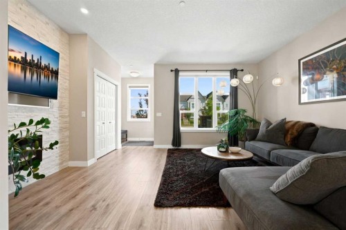 161 Livingston View Ne, Calgary, AB 
