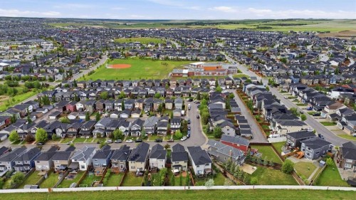 109 Evansdale Landing Nw, Calgary, AB 