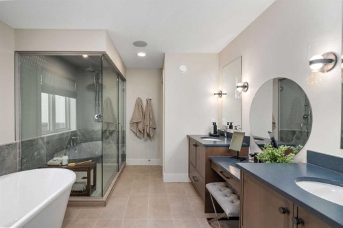 364 Greenwich Drive Nw, Calgary, AB - Indoor Photo Showing Bathroom
