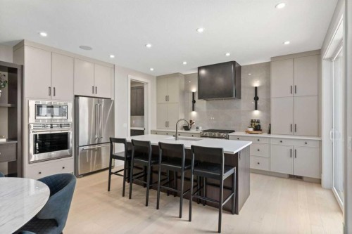 364 Greenwich Drive Nw, Calgary, AB - Indoor Photo Showing Kitchen With Upgraded Kitchen