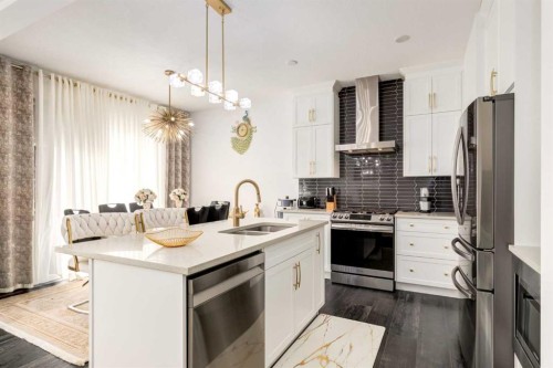 14 Cityside Terrace Ne, Calgary, AB 