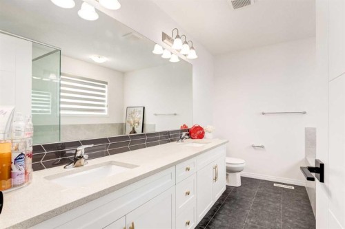 14 Cityside Terrace Ne, Calgary, AB 