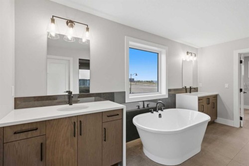 116 Greenwich Heath Nw, Calgary, AB 