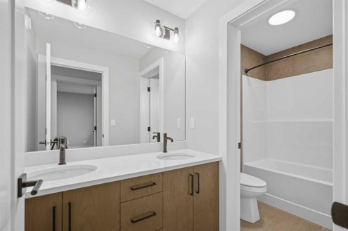 116 Greenwich Heath Nw, Calgary, AB 
