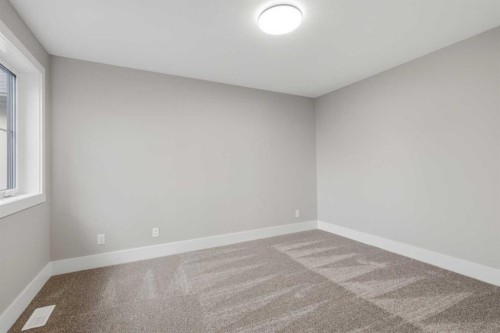 116 Greenwich Heath Nw, Calgary, AB 