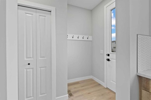 343 Belvedere Drive Se, Calgary, AB - Indoor Photo Showing Other Room