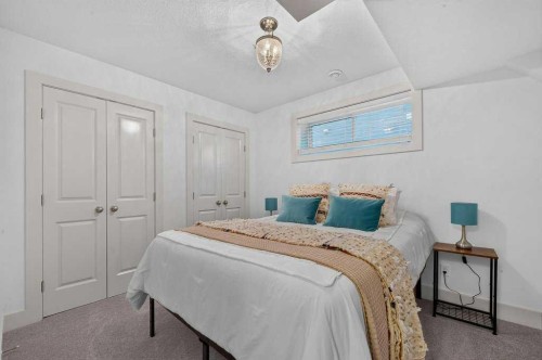 232 Copperpond Circle Se, Calgary, AB - Indoor Photo Showing Bedroom