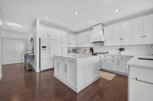 232 Copperpond Circle Se, Calgary, AB - Indoor Photo Showing Kitchen With Upgraded Kitchen