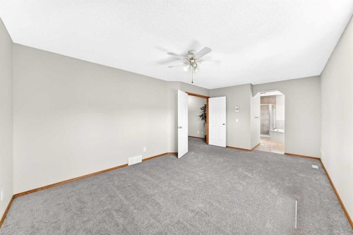 83 Edgeridge Close Nw, Calgary, AB 
