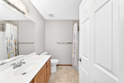 83 Edgeridge Close Nw, Calgary, AB 