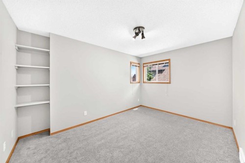 83 Edgeridge Close Nw, Calgary, AB 