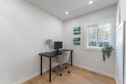 36 Big Hill Way Se, Airdrie, AB - Indoor Photo Showing Office