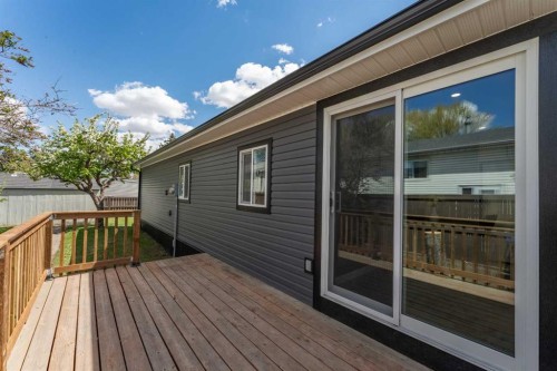 36 Big Hill Way Se, Airdrie, AB - Outdoor With Deck Patio Veranda With Exterior