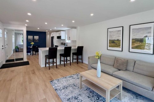 36 Big Hill Way Se, Airdrie, AB - Indoor Photo Showing Living Room