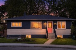 6132 33 Avenue NW Calgary, AB T3B 2K5