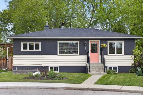 6132 33 Avenue Nw, Calgary, AB 