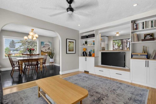 6132 33 Avenue Nw, Calgary, AB 