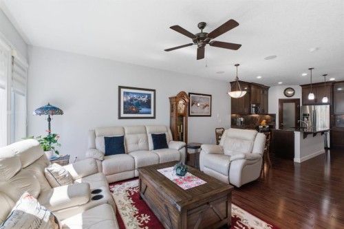 230 Sunset Square, Cochrane, AB 
