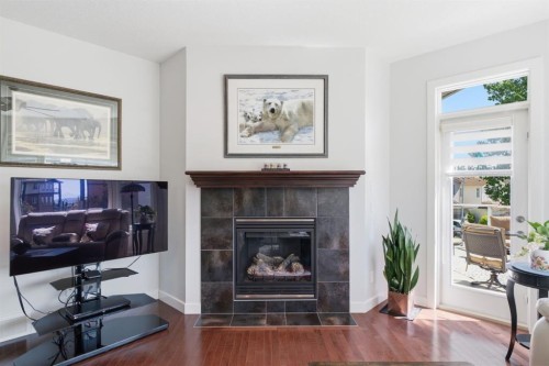 230 Sunset Square, Cochrane, AB 