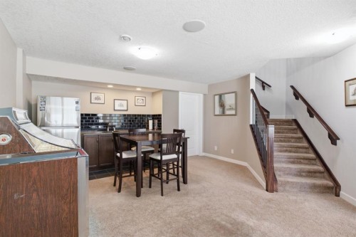 230 Sunset Square, Cochrane, AB 