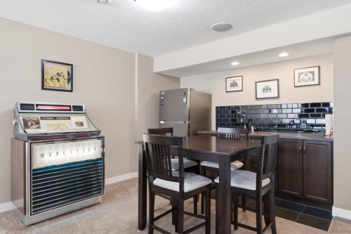 230 Sunset Square, Cochrane, AB 