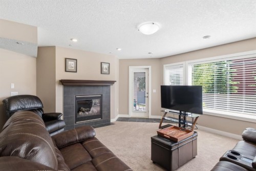 230 Sunset Square, Cochrane, AB 
