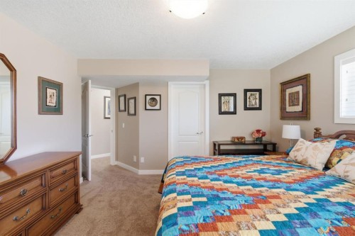 230 Sunset Square, Cochrane, AB 
