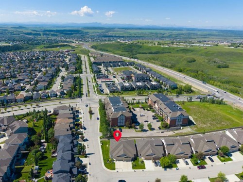 230 Sunset Square, Cochrane, AB 