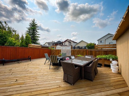 136 Saddlecreek Terrace Ne, Calgary, AB 