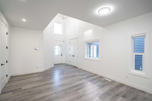 123 Saddlecrest Grove Ne, Calgary, AB 
