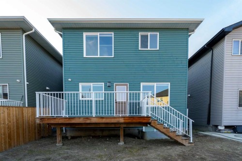 123 Saddlecrest Grove Ne, Calgary, AB 