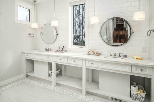 20 Rockwater Way, Rural Rocky View County, AB 