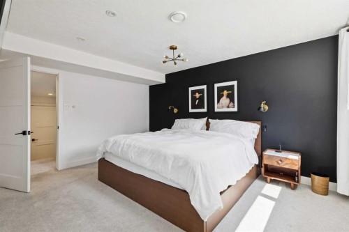 735 53 Avenue Sw, Calgary, AB - Indoor Photo Showing Bedroom